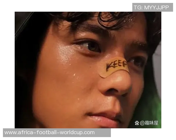 少林足球与樱花粉发色的完美结合展现青春活力与运动魅力 少林足球与樱花粉发色的完美结合展现青春活力与运动魅力